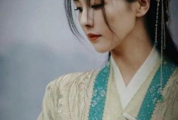 白鹿新剧爆料最新消息,神秘身世引热议，情感纠葛再掀高潮！