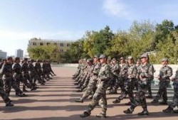 最新军训爆料文案短句子,最新爆料短句集锦”